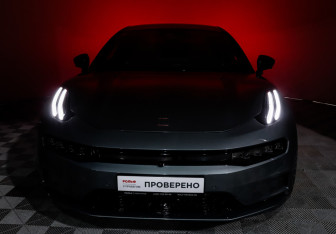 Подержанный автомобиль Zeekr 001 2023 года (33 фото)