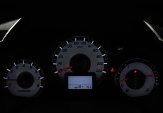 Подержанный автомобиль Honda Pilot 2014 года (11 фото)