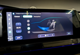 Подержанный автомобиль Changan UNI-V 2023 года (26 фото)