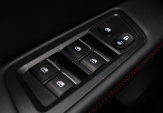 Подержанный автомобиль JAC T9 2024 года (21 фото)