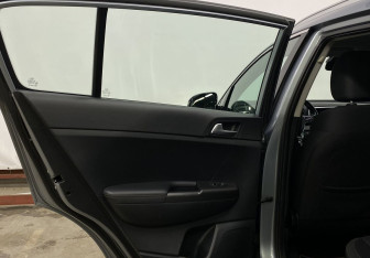 Подержанный автомобиль Kia Sportage 2019 года (24 фото)