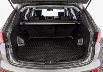 Подержанный автомобиль Hyundai Santa Fe 2014 года (10 фото)