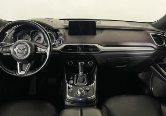 Подержанный автомобиль Mazda CX-9 2018 года (12 фото)