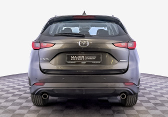 Подержанный автомобиль Mazda CX-5 2024 года (6 фото)