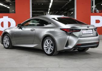 Подержанный автомобиль Lexus RC 2024 года (7 фото)