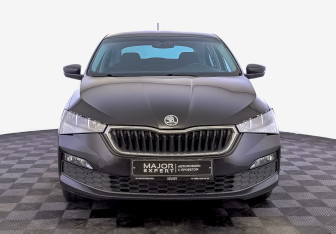 Подержанный автомобиль Skoda Rapid Liftback 2020 года (2 фото)
