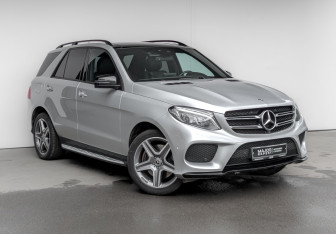 Подержанный автомобиль Mercedes-Benz GLE 2017 года (3 фото)