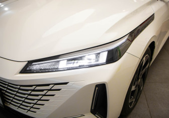 Подержанный автомобиль Changan Lamore 2023 года (30 фото)