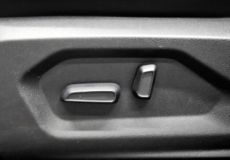 Подержанный автомобиль FAW Besturn X80 2019 года (21 фото)