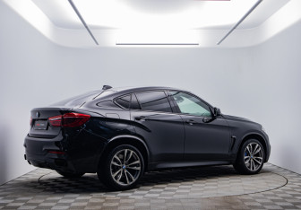 Подержанный автомобиль BMW X6 2014 года (5 фото)