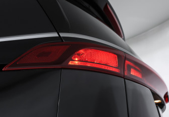 Подержанный автомобиль Kia Carnival 2020 года (25 фото)