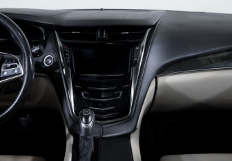 Подержанный автомобиль Cadillac CTS Sedan 2018 года (13 фото)