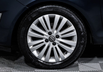 Подержанный автомобиль Opel Corsa 2013 года (15 фото)