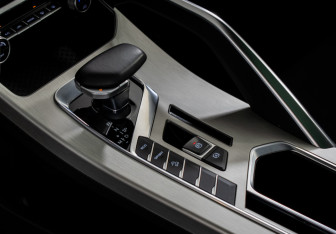 Подержанный автомобиль Belgee X50 2024 года (17 фото)