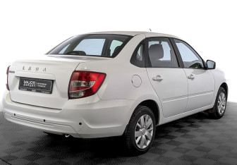 Подержанный автомобиль LADA (ВАЗ) Granta Sedan 2023 года (5 фото)