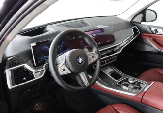 Новый BMW X5 2025 (12 фото)