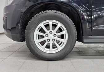 Подержанный автомобиль Mitsubishi ASX 2013 года (18 фото)