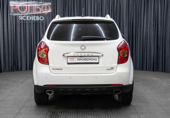 Подержанный автомобиль SsangYong Actyon 2011 года (6 фото)