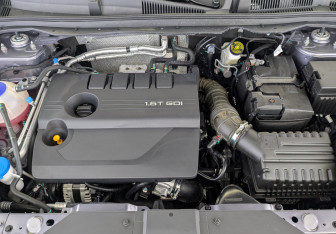 Подержанный автомобиль Omoda C5 2024 года (9 фото)