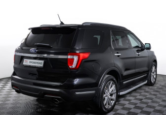 Подержанный автомобиль Ford Explorer 2019 года (5 фото)