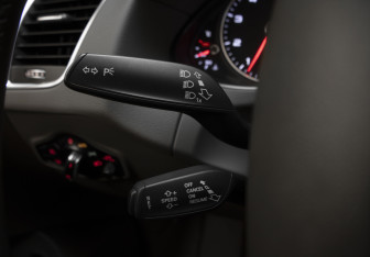 Подержанный автомобиль Audi Q5 2013 года (13 фото)