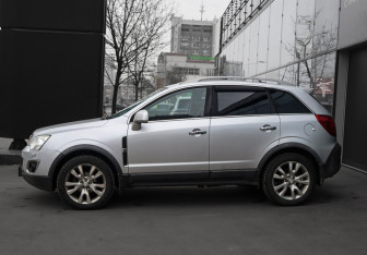 Подержанный автомобиль Opel Antara 2013 года (8 фото)