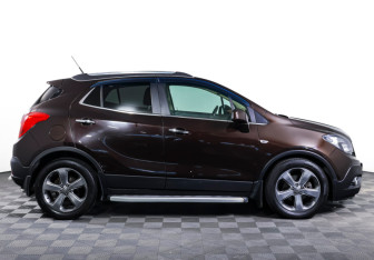 Подержанный автомобиль Opel Mokka 2014 года (4 фото)