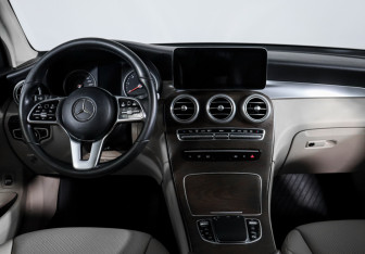Подержанный автомобиль Mercedes-Benz GLC Coupe 2021 года (12 фото)