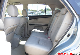 Подержанный автомобиль Lexus RX 2007 года (8 фото)