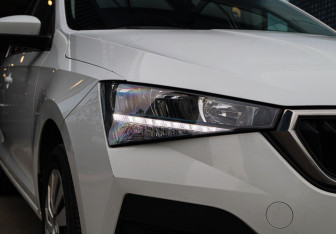 Подержанный автомобиль Skoda Rapid Liftback 2020 года (17 фото)