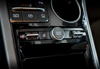Подержанный автомобиль Kia K5 2021 года (27 фото)