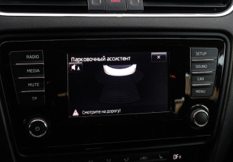 Подержанный автомобиль Skoda Octavia Liftback 2013 года (13 фото)