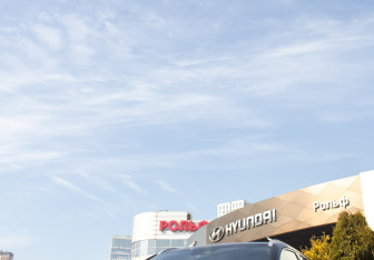 Подержанный автомобиль Geely Monjaro 2025 года (31 фото)