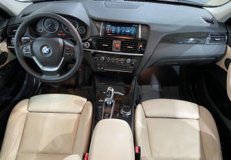 Подержанный автомобиль BMW X3 2016 года (11 фото)