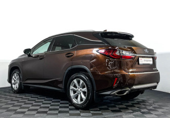 Подержанный автомобиль Lexus RX 2016 года (7 фото)