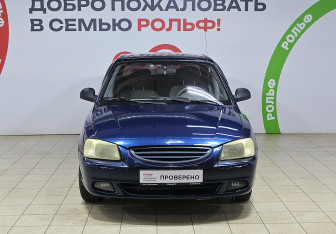 Подержанный автомобиль Hyundai Accent Sedan 2009 года (2 фото)