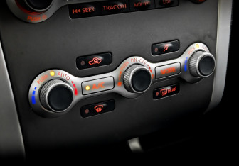 Подержанный автомобиль Nissan Murano Suv 2012 года (27 фото)