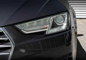 Подержанный автомобиль Audi A4 Wagon 2018 года (17 фото)