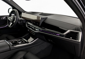 Новый BMW X5 2025 (9 фото)