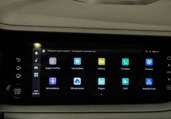 Подержанный автомобиль Changan CS95 2024 года (18 фото)