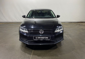 Подержанный автомобиль Volkswagen Jetta Sedan 2016 года (2 фото)