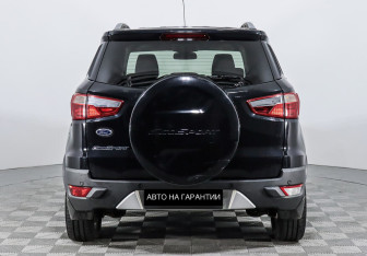 Подержанный автомобиль Ford EcoSport 2015 года (4 фото)