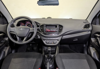 Подержанный автомобиль LADA (ВАЗ) Vesta Sedan 2020 года (14 фото)