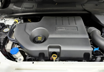 Подержанный автомобиль Land Rover Discovery Sport 2018 года (9 фото)