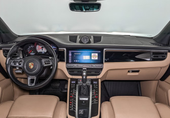 Подержанный автомобиль Porsche Macan 2021 года (14 фото)