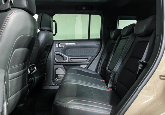 Подержанный автомобиль Jetour T2 2024 года (10 фото)