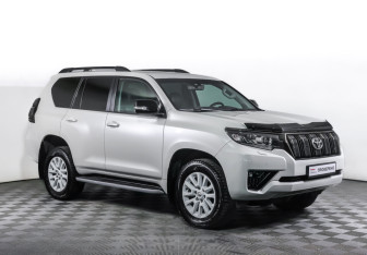 Подержанный автомобиль Toyota Land Cruiser Prado 2020 года (3 фото)