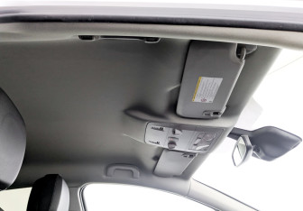 Подержанный автомобиль Opel Astra Sedan 2014 года (22 фото)