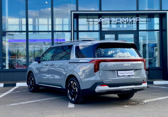 Новый Kia Carnival 2025 (4 фото)