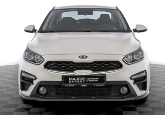 Подержанный автомобиль Kia Cerato Sedan 2020 года (2 фото)